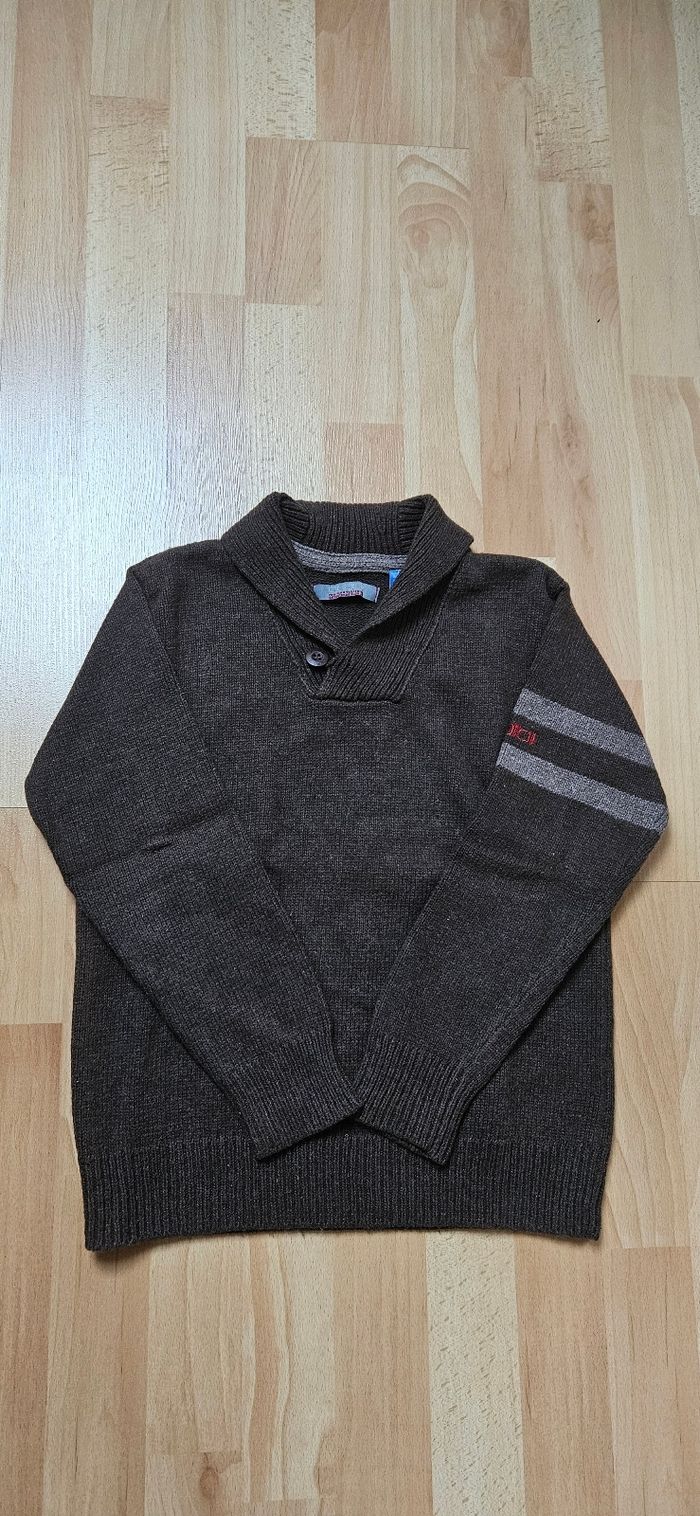 Lot vêtements garçon 8 ans - photo numéro 10