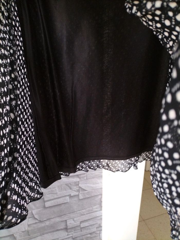 Jupe noire et blanche à volants doublure à l'intérieur Camaïeu taille 38 - photo numéro 6
