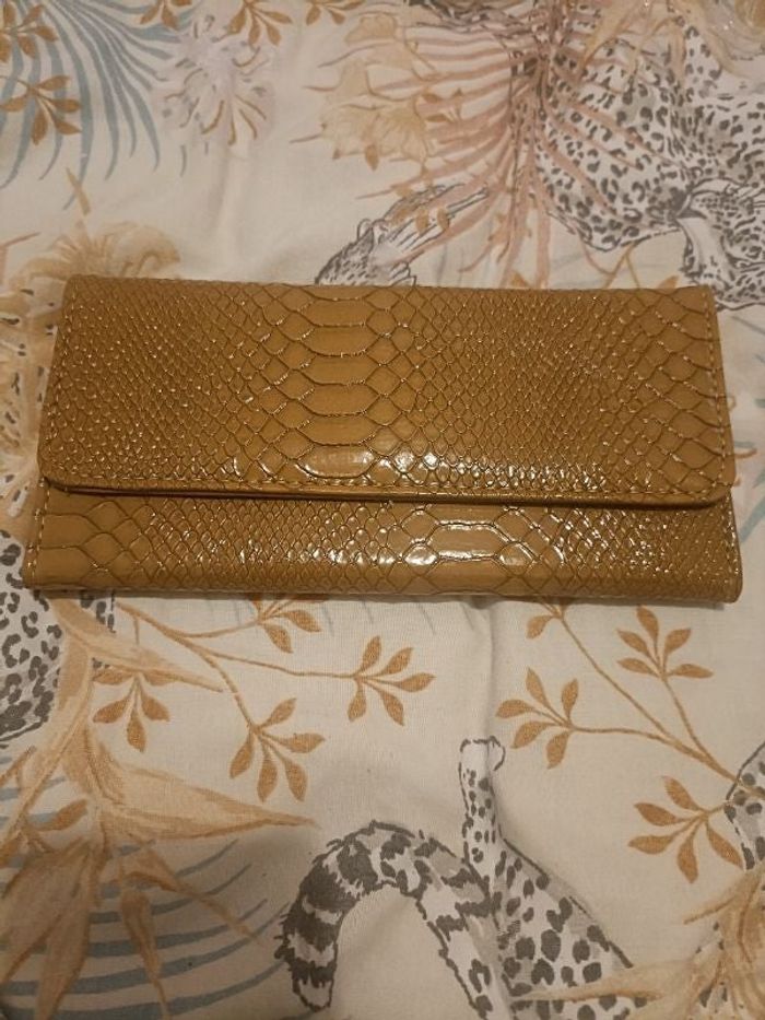 Porte feuille camel