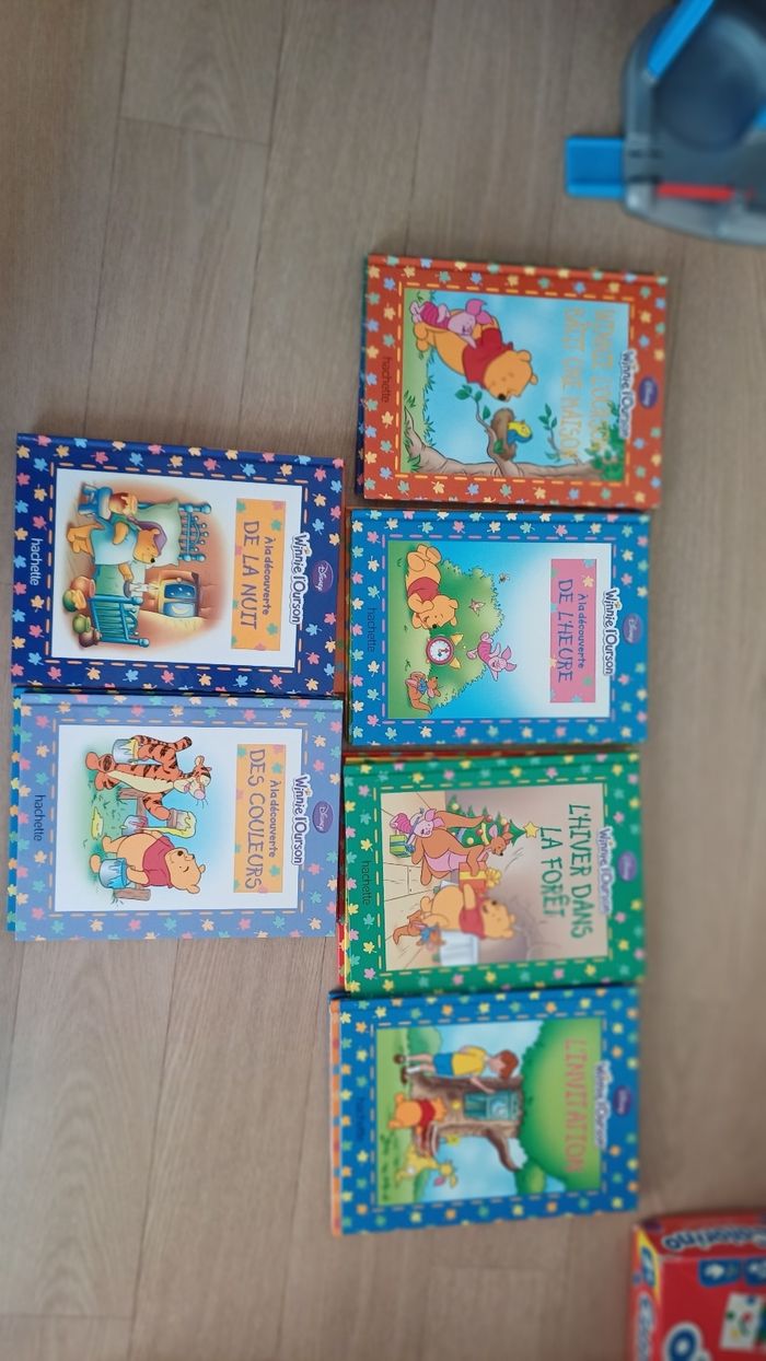 Lot 30 Livres winnie l ourson - photo numéro 2