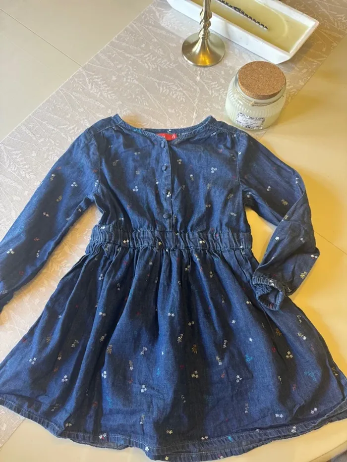 Robe tissaia 5 ans