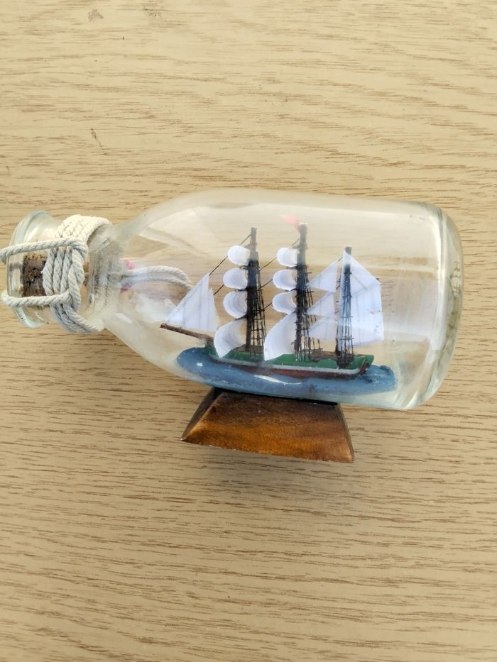 Bateau en bouteille de verre - photo numéro 3