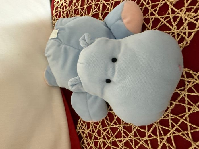 Doudou peluche hippopotame  bleu et rose - photo numéro 2