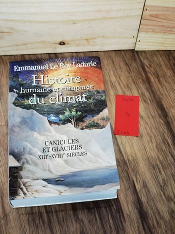 D4292 - livre " Histoire humaine et comparée du climat"