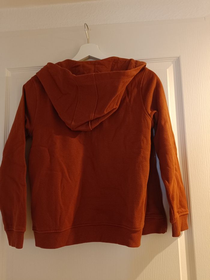 Gilet veste sweat avec capuche - photo numéro 2