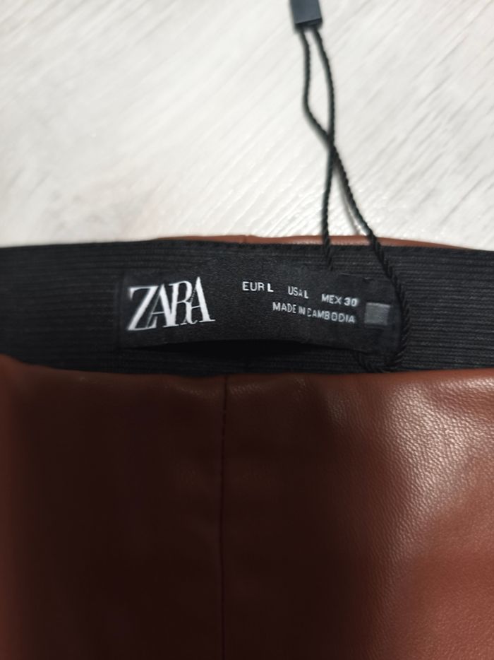 Pantalon simili cuir effet enduit - photo numéro 3