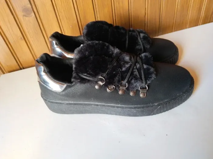 Jolies baskets chaussures femme pointure 41 - photo numéro 5