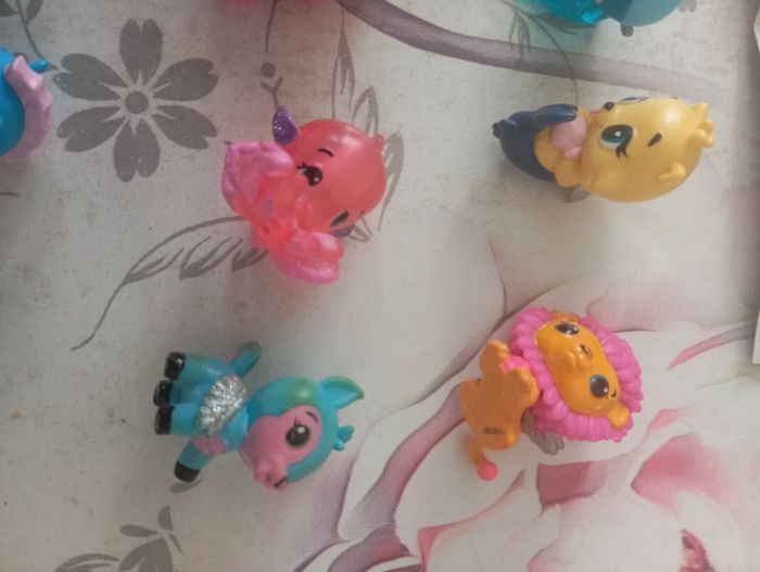 Lot de figurines hatchimals e - photo numéro 4