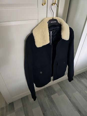 Veste neuf sans étiquettes pour femme
