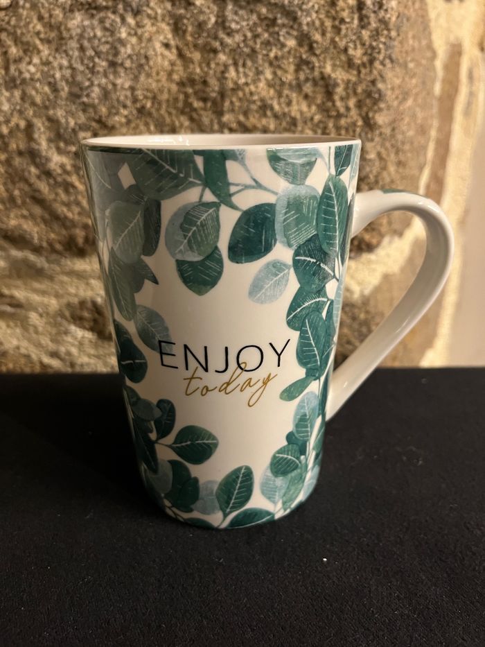 Mug Enjoy Today H&H