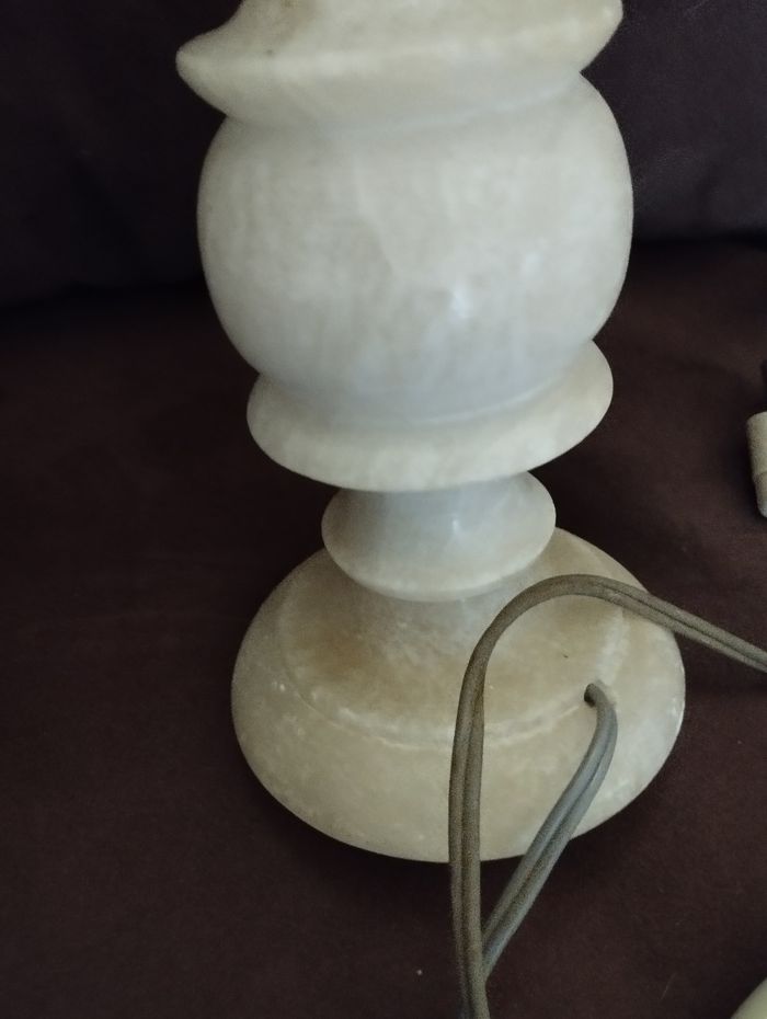 Pied de lampe en albâtre vintage - photo numéro 4