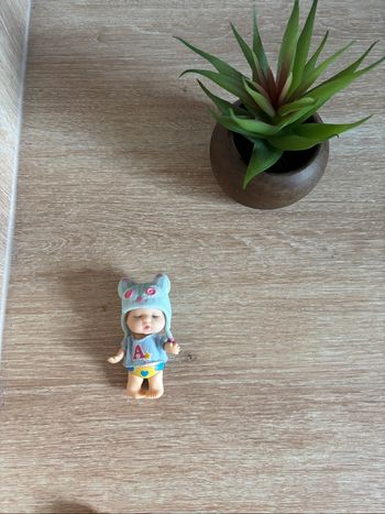 Mini bébé reborn bleu