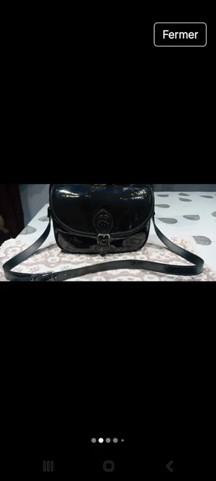 Sac longchamp en bandoulière petites imperfections voir photos - photo numéro 2