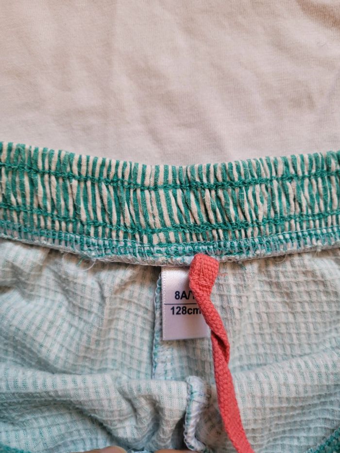 Pyjama short été 8 ans tbe - photo numéro 2