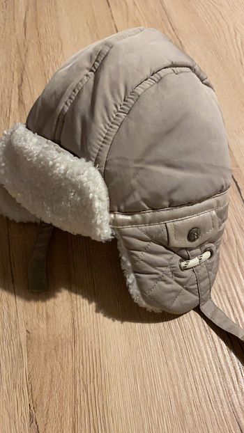 Bonnet forme casquette chaud