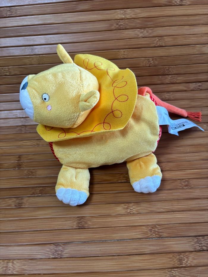 Neuf doudou lion jane orange IKEA - photo numéro 3