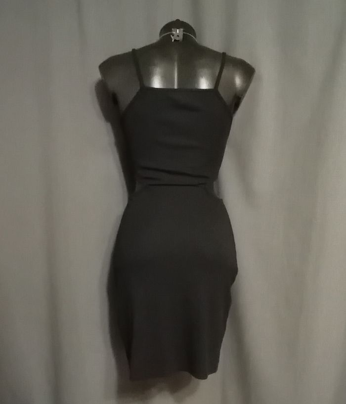 Robe noire à bretelles Kiabi - photo numéro 6