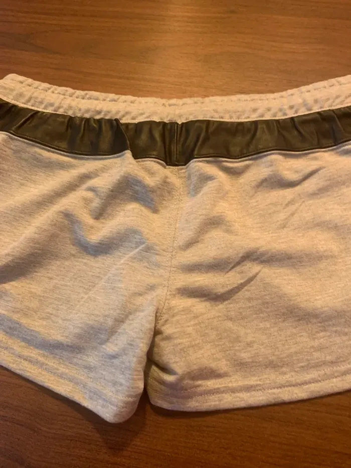 lot 3 pantalons et 1 short - photo numéro 14