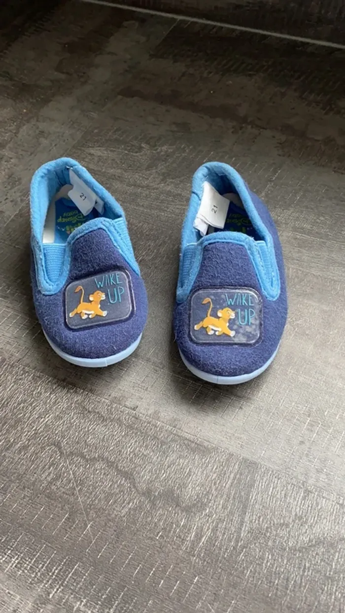 Chausson roi lion (21)