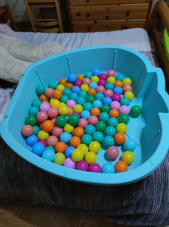 Coquillages avec balles couleurs
