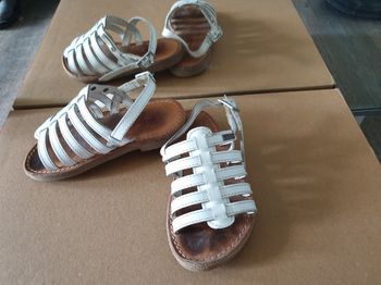 Sandales les tropeziennes pointure 24