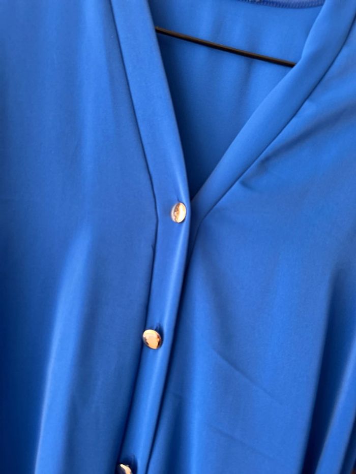 Robe bleue taille unique - Élégance été  NEUf sans étiquette ! - photo numéro 4