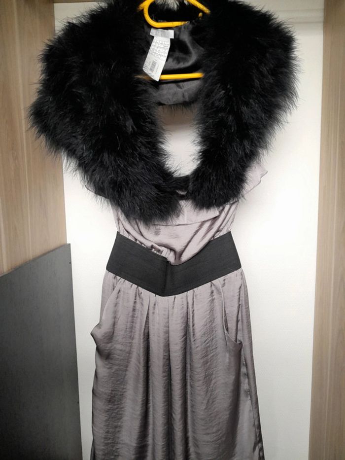 Robe de soirée Naf Naf + couvre epaules - photo numéro 4