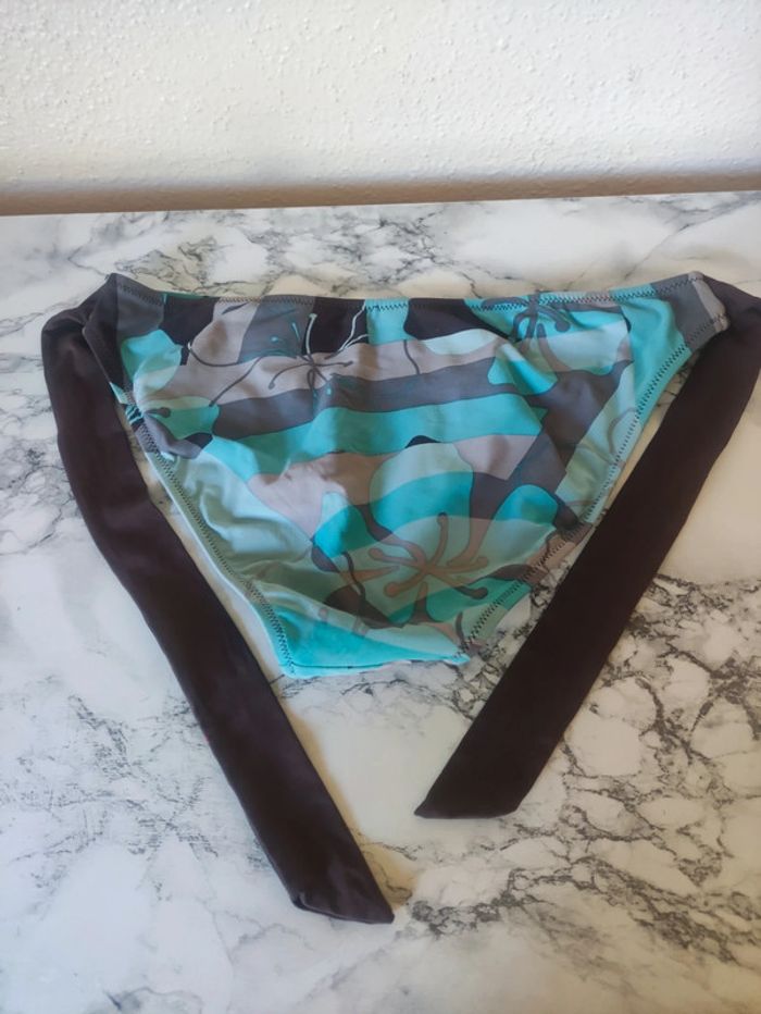 Maillot de bain taille 8 ans - photo numéro 2