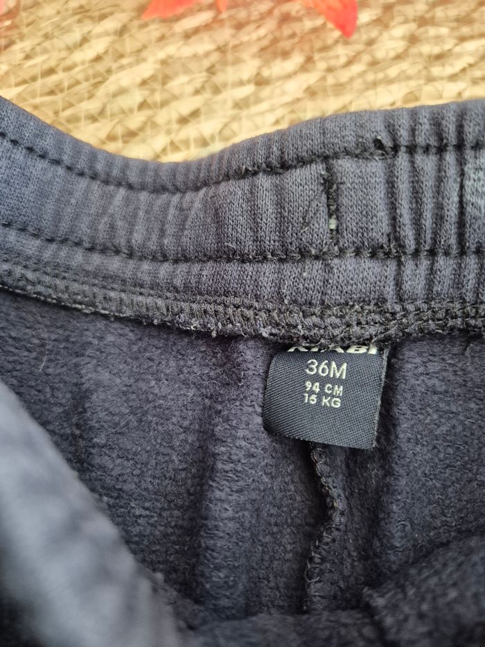 2 pantalons de jogging 36 mois Kiabi - photo numéro 3