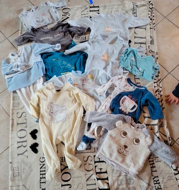 Lot de pyjamas 6 mois