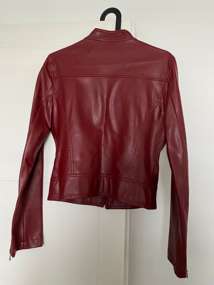 Veste rouge taille 38 très bon état - photo numéro 4