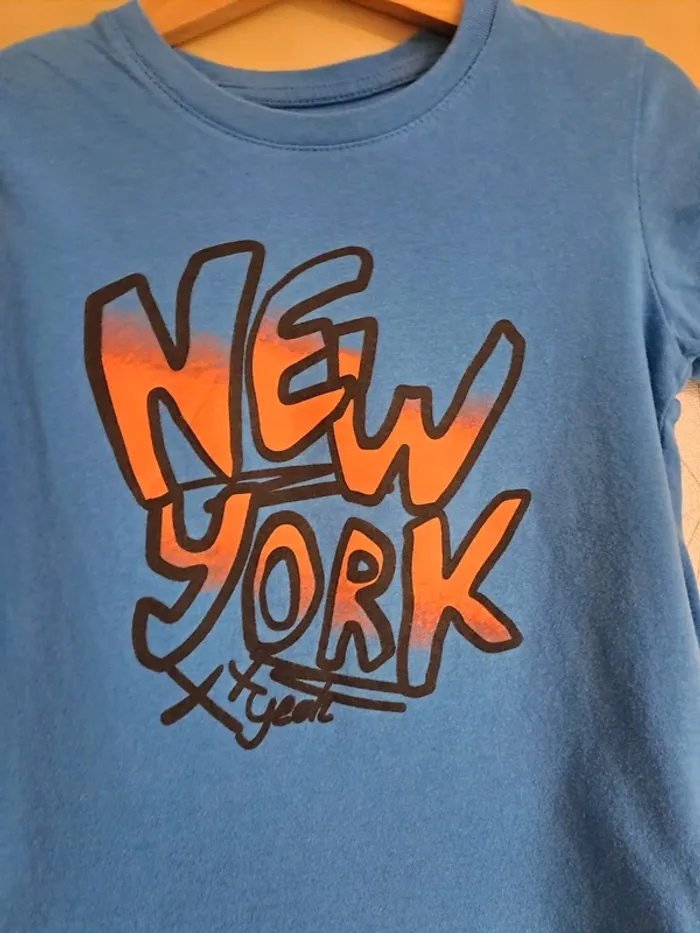 T-shirt garçon 6 ans comme neuf bleu orange la halle - photo numéro 3