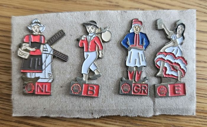 Lot de pin’s Shell