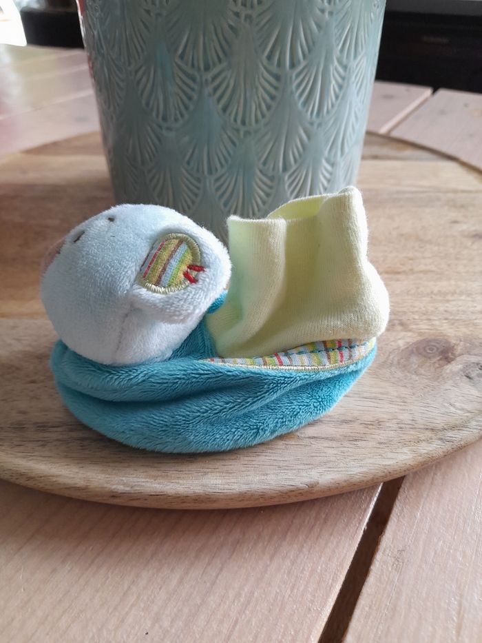 NEUF Chaussons grelot bébé - photo numéro 4