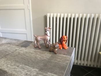 Figurine la belle et le clochard et scamp disney