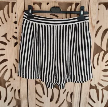 Short à rayures T 38 H&M