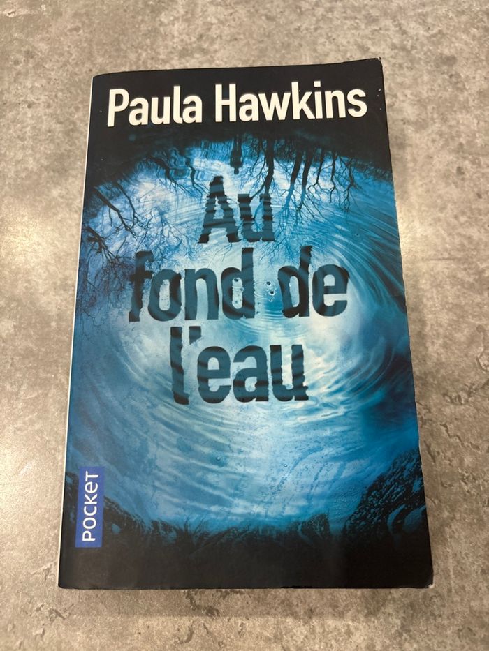 Livre Au fond de l’eau