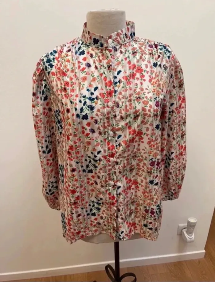 Superbe Chemise Blouse fleurie fluide neuve 🌸 S 35 38 - photo numéro 2