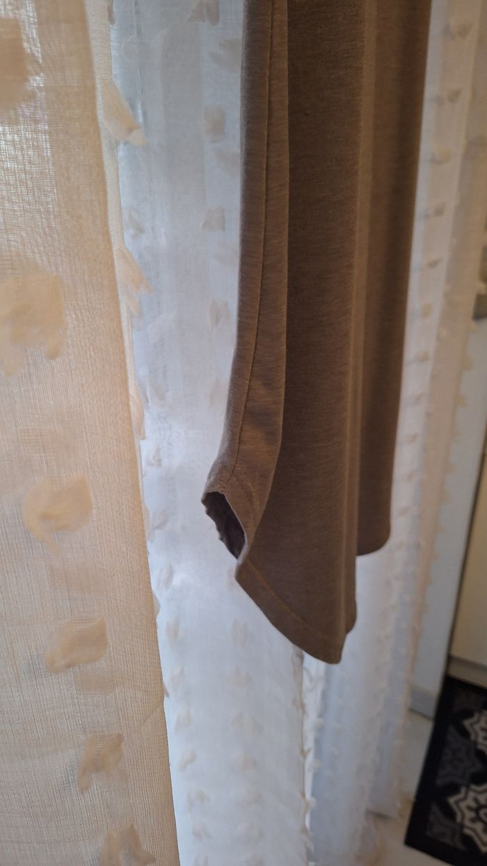 Robe longue débardeur taupe avec inscription - photo numéro 5