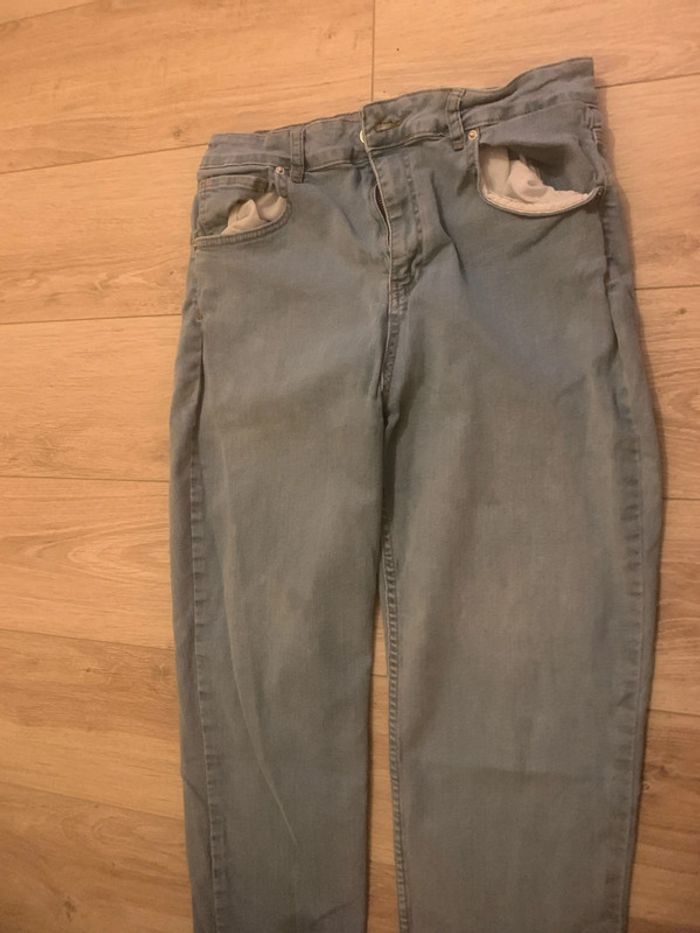 Jean mom straight