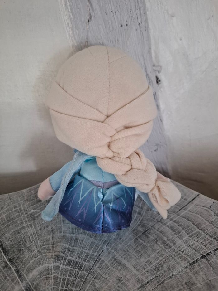 Peluche Elsa La Reine des neiges - photo numéro 2