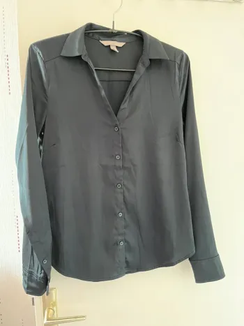 Chemise noire