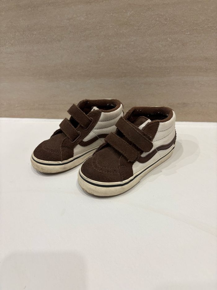 👟 Chaussures enfant montantes Vans – Tres bon état !