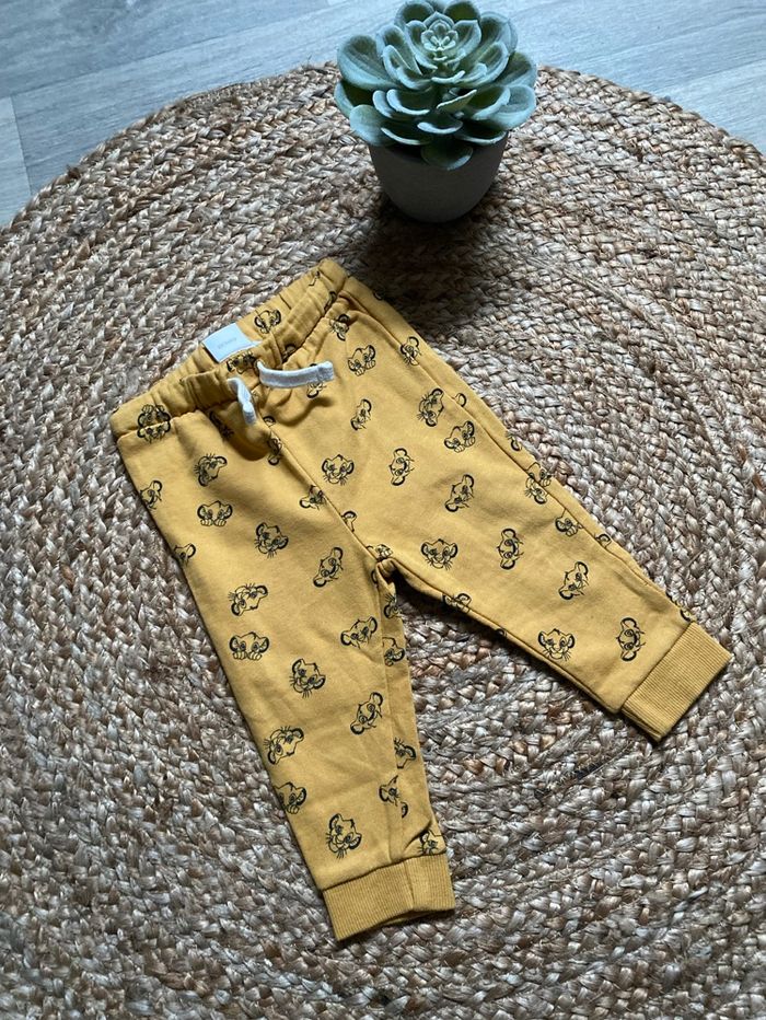 Pantalon 12 mois simba roi lion Disney - photo numéro 1