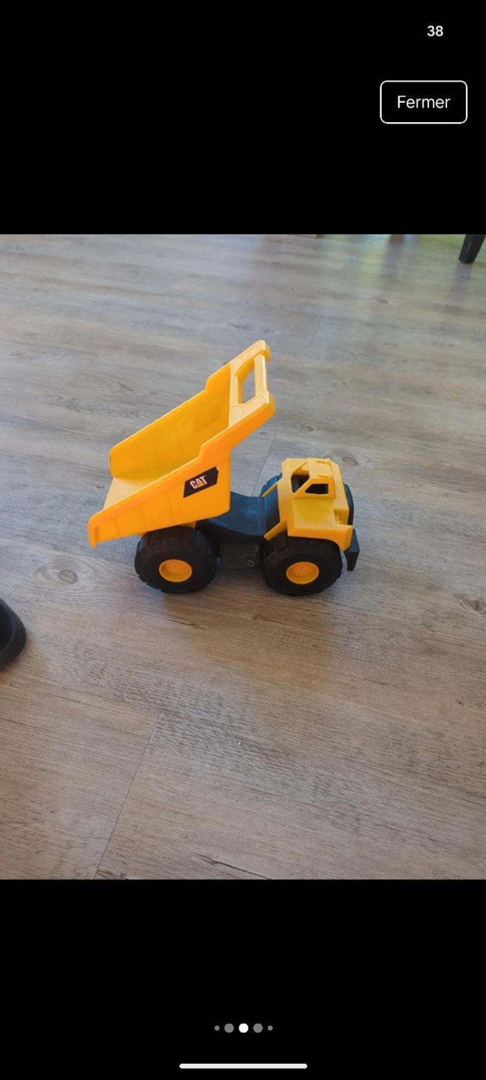 3 camions de chantiers - photo numéro 6