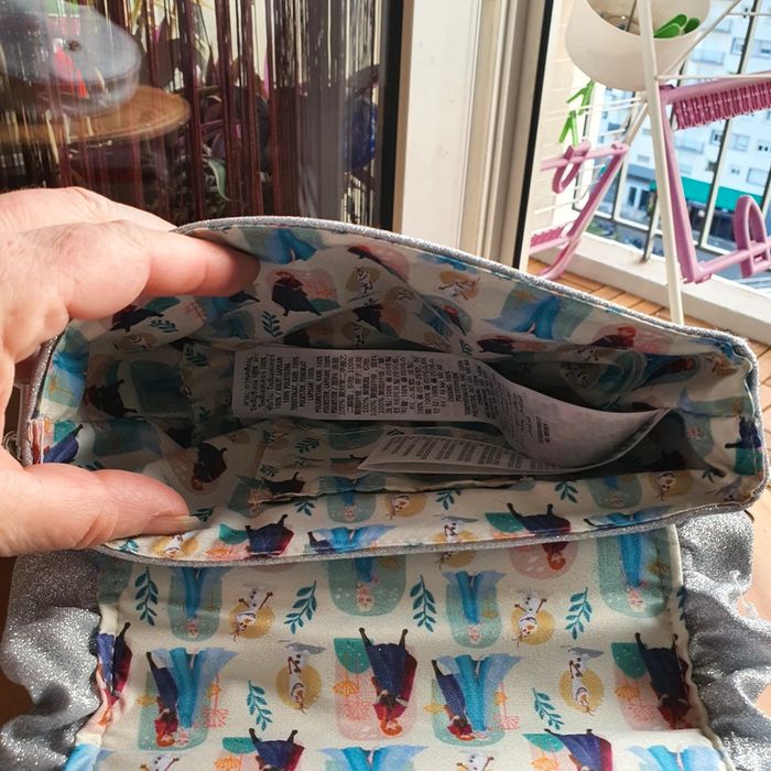 Sac a main la reine des neiges 2 - photo numéro 3