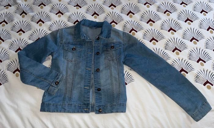 Veste en jean taille 12 ans excellent état - photo numéro 4