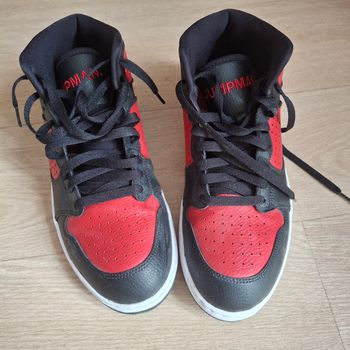 Basket jordan noir homme
