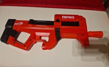 Nerf Fornite P90