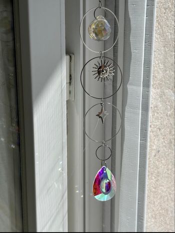 Capteur de soleil “Éclat Cosmique” – Cristal, Soleil & Étoile